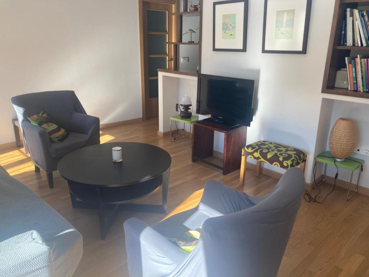 Modern & Cosy Apartment In Jaca Pyrenees Spain Eksteriør billede